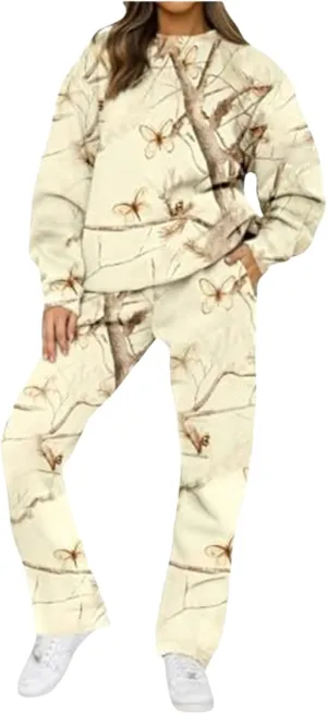 Camo Sweatsuits for Women - 2 Piece Set with Oversized Maple Leaf Print Hooded Sweatshirt & Baggy Camo Sweatpants