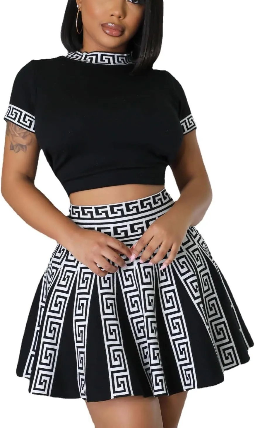 Elegant and Fashionable Knitted Skirt Set, Women's Sexy Two-Piece Set with Exposed Navel top and Pleated mini Dress Set