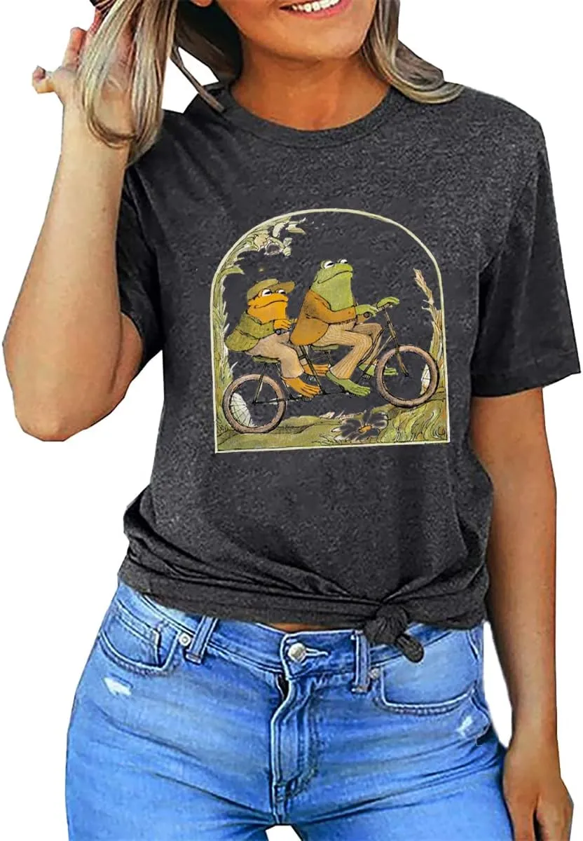Frog Shirt for Women Classic Book T-Shirt Vintage Graphic Tee Tops Book Lovers Shirt Funny Teacher Shirt