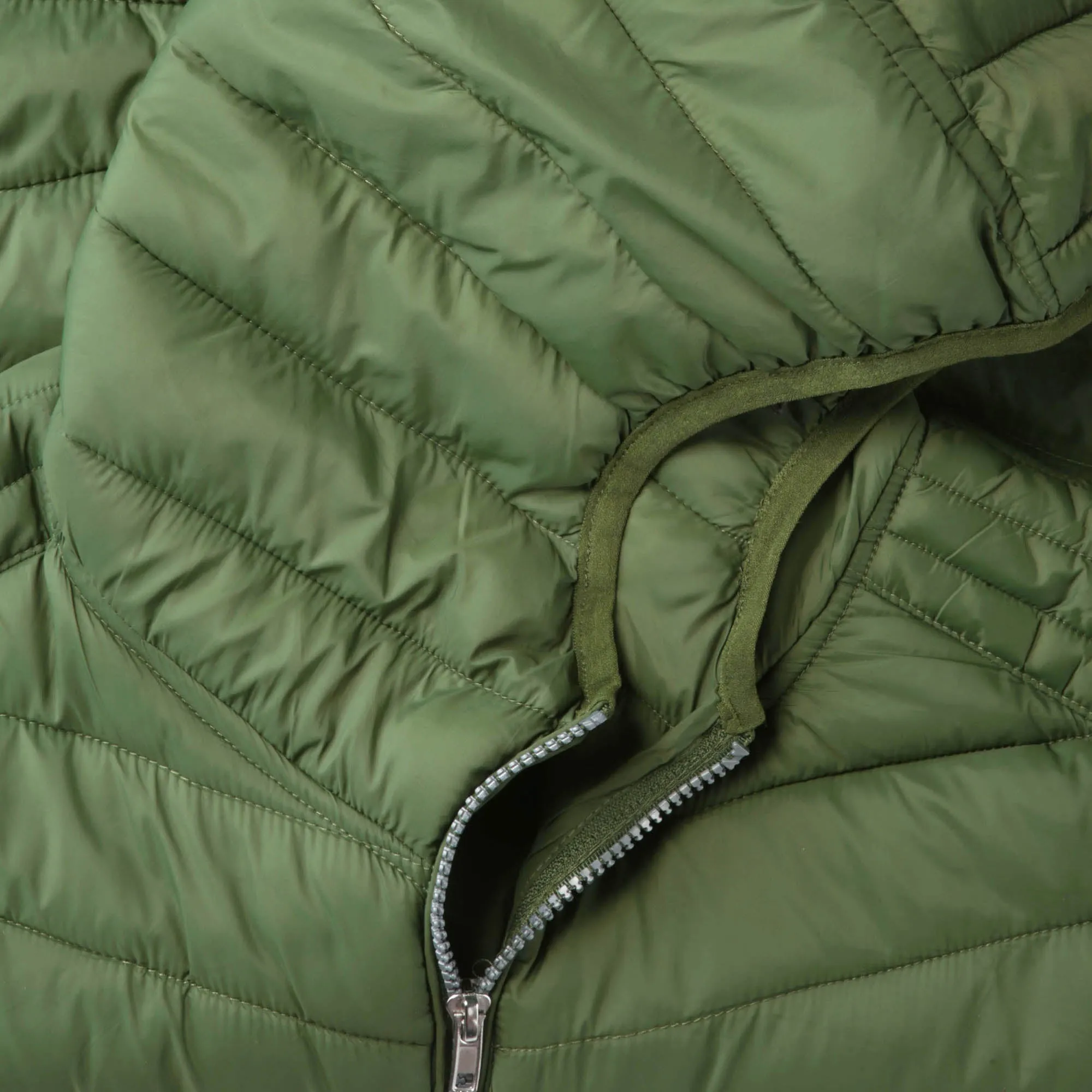 Men's Ultra Light Hooded Puffer Vest