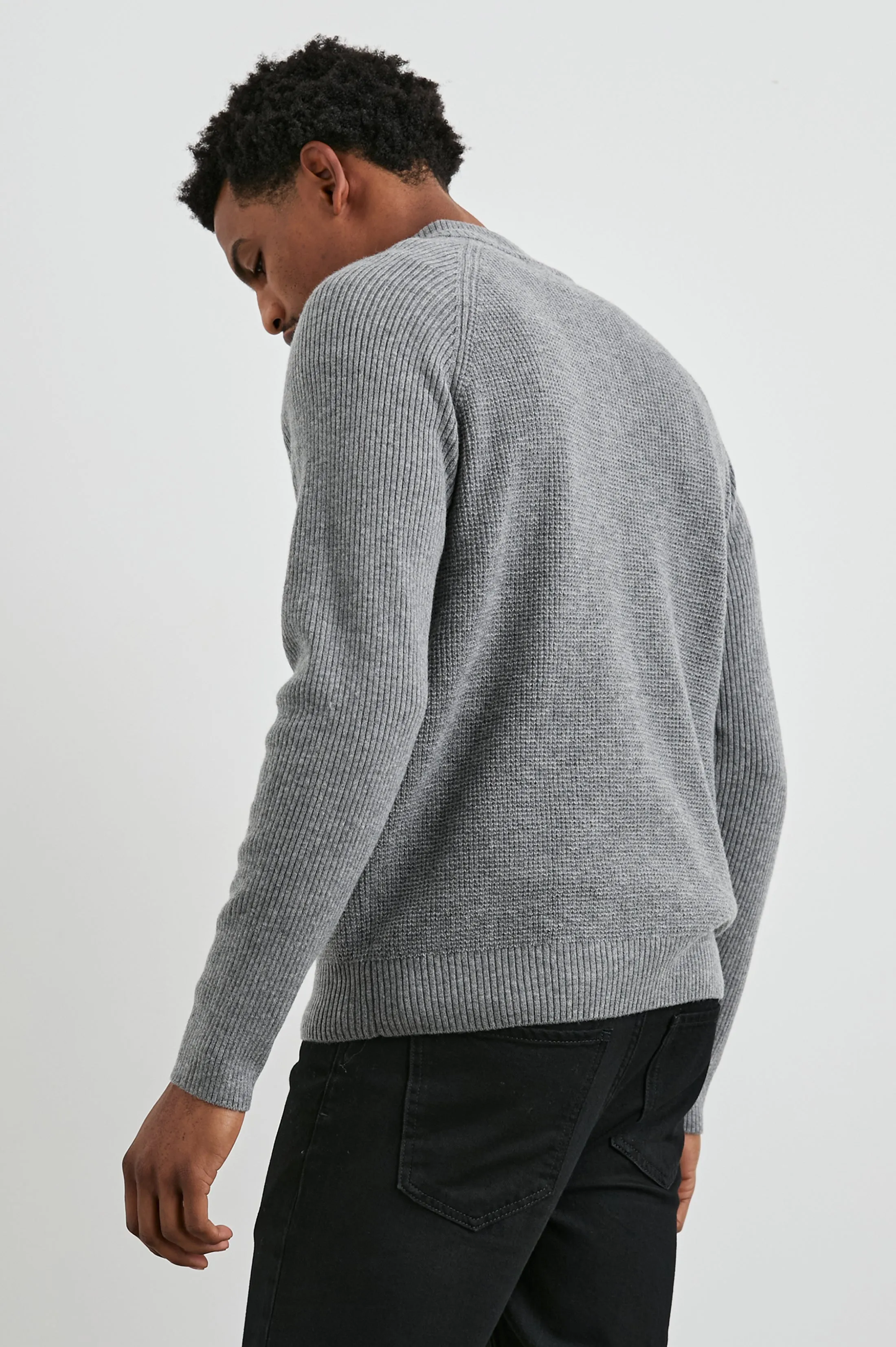 STARK QUARTER ZIP - FINCH