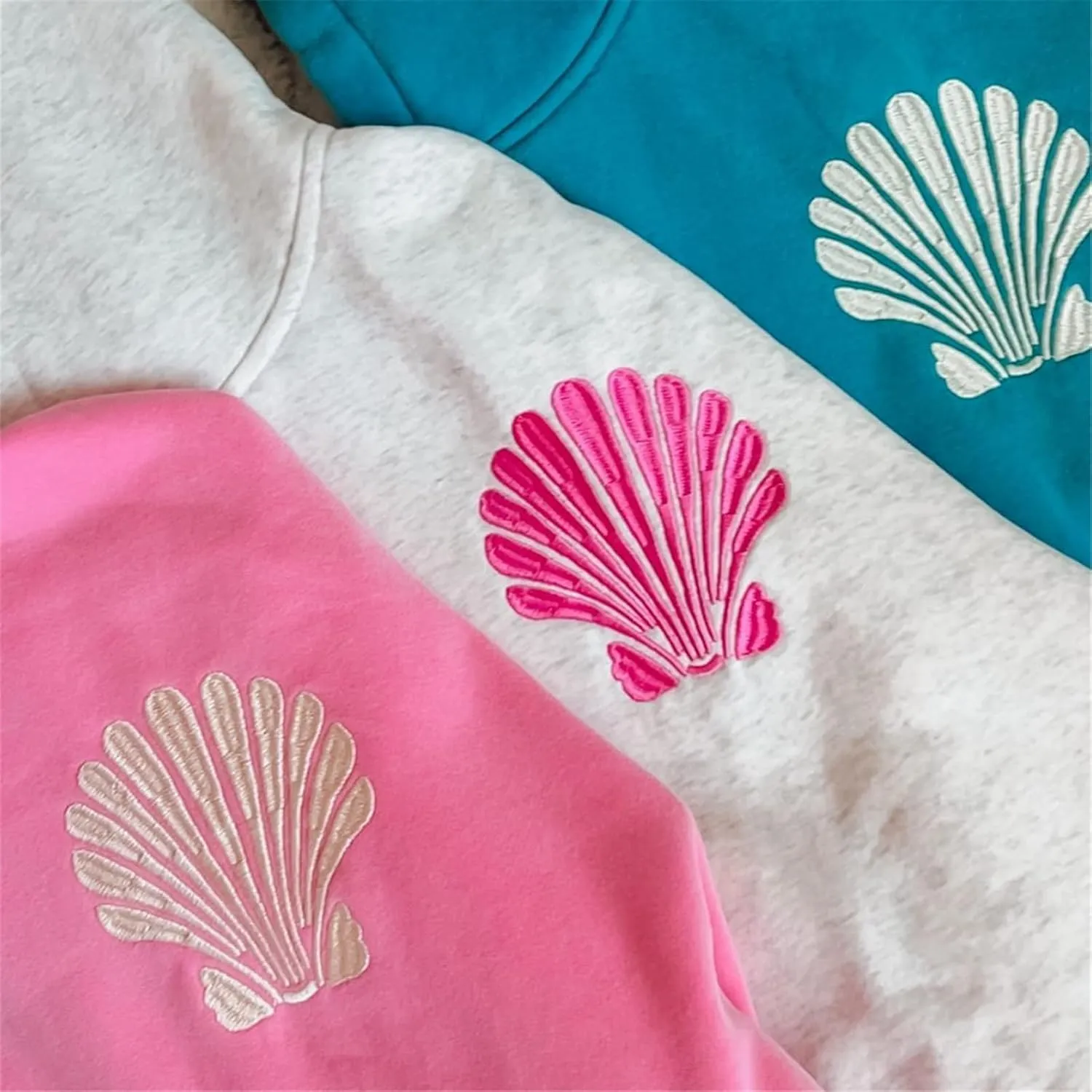Women Embroidered Hoodies Y2K Long Sleeve Hooded Cute Preppy Fleece Pullover Sweatshirts with Pockets