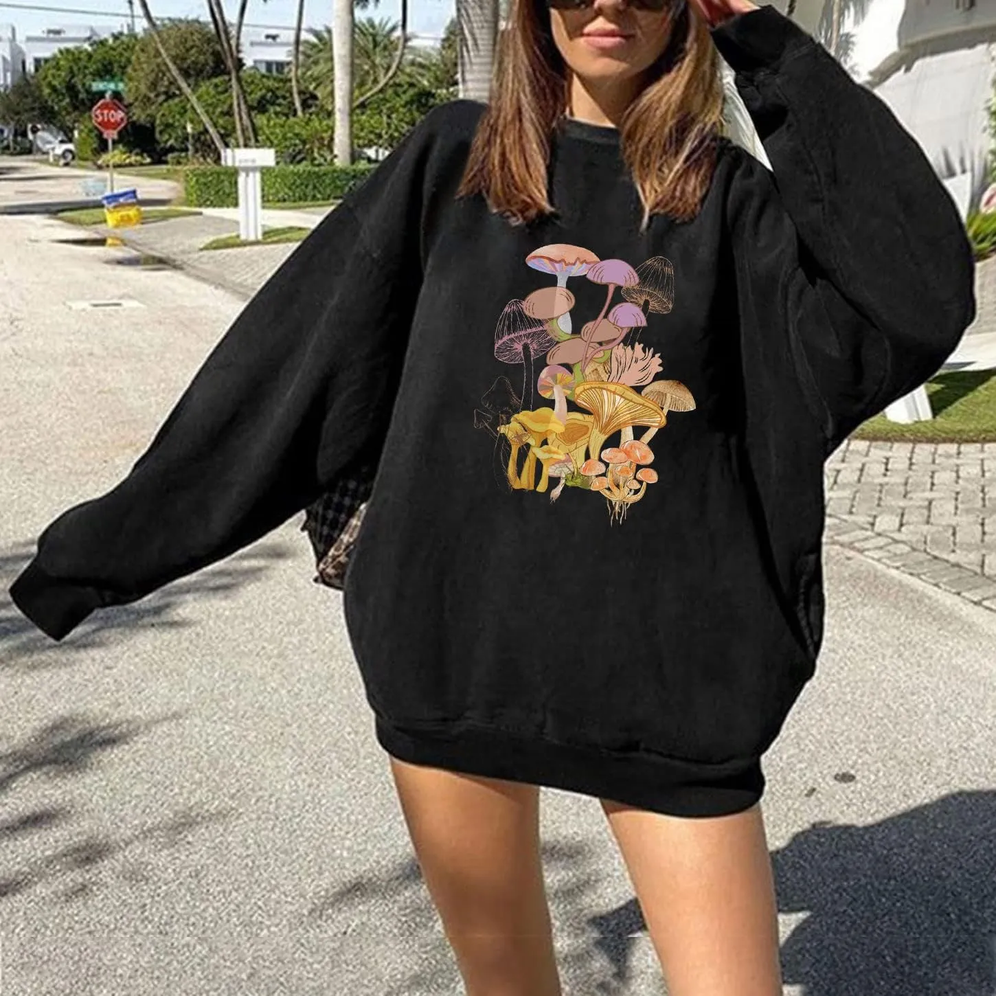 Women Oversized Y2k Sweatshirt Long Sleeve Crewneck Mushroom Graphic Fall Tops Trendy Plus Size Pullover Comfy Shirts