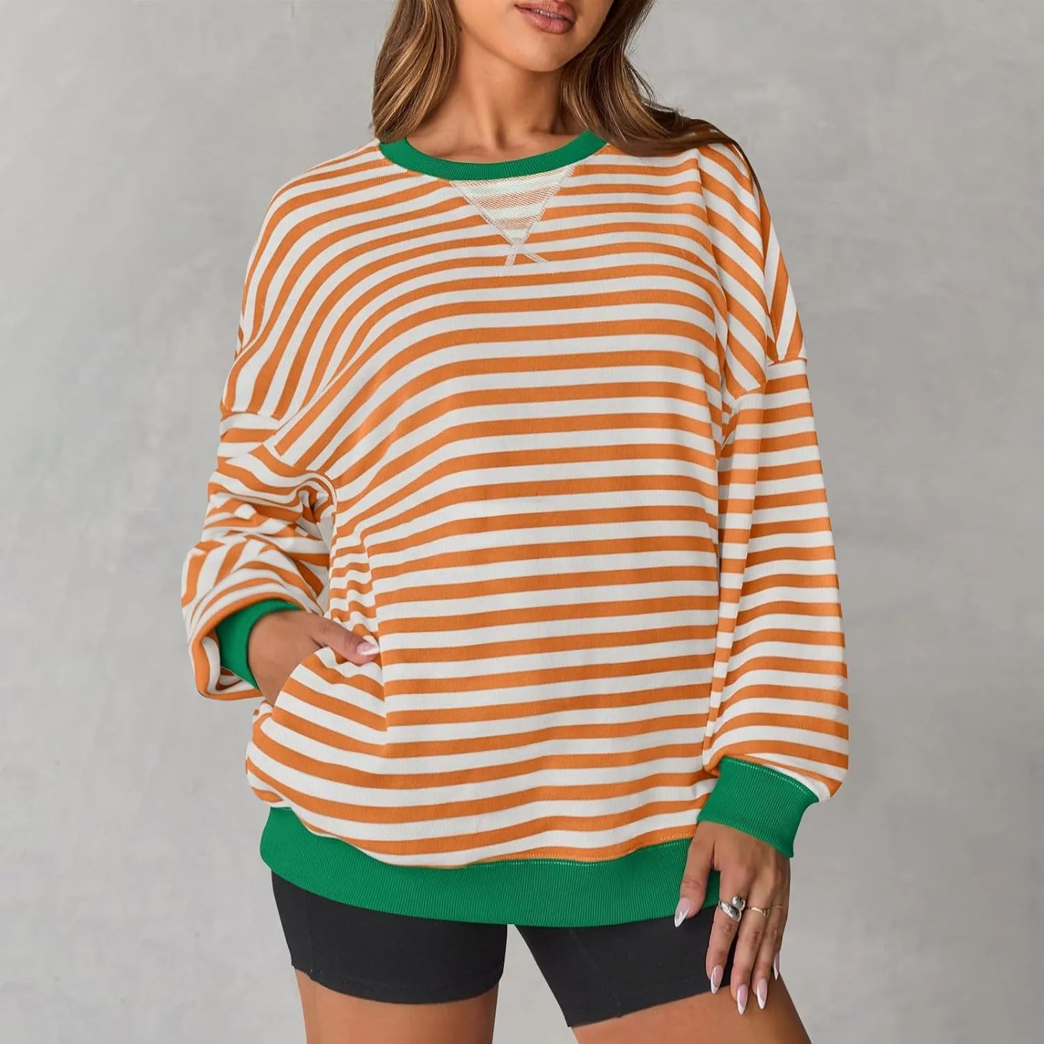 Women Striped Sweatshirts Colors Block Oversized Sweatshirt with Pockets Crewneck Sweatshirt Loose Pullover Sweaters
