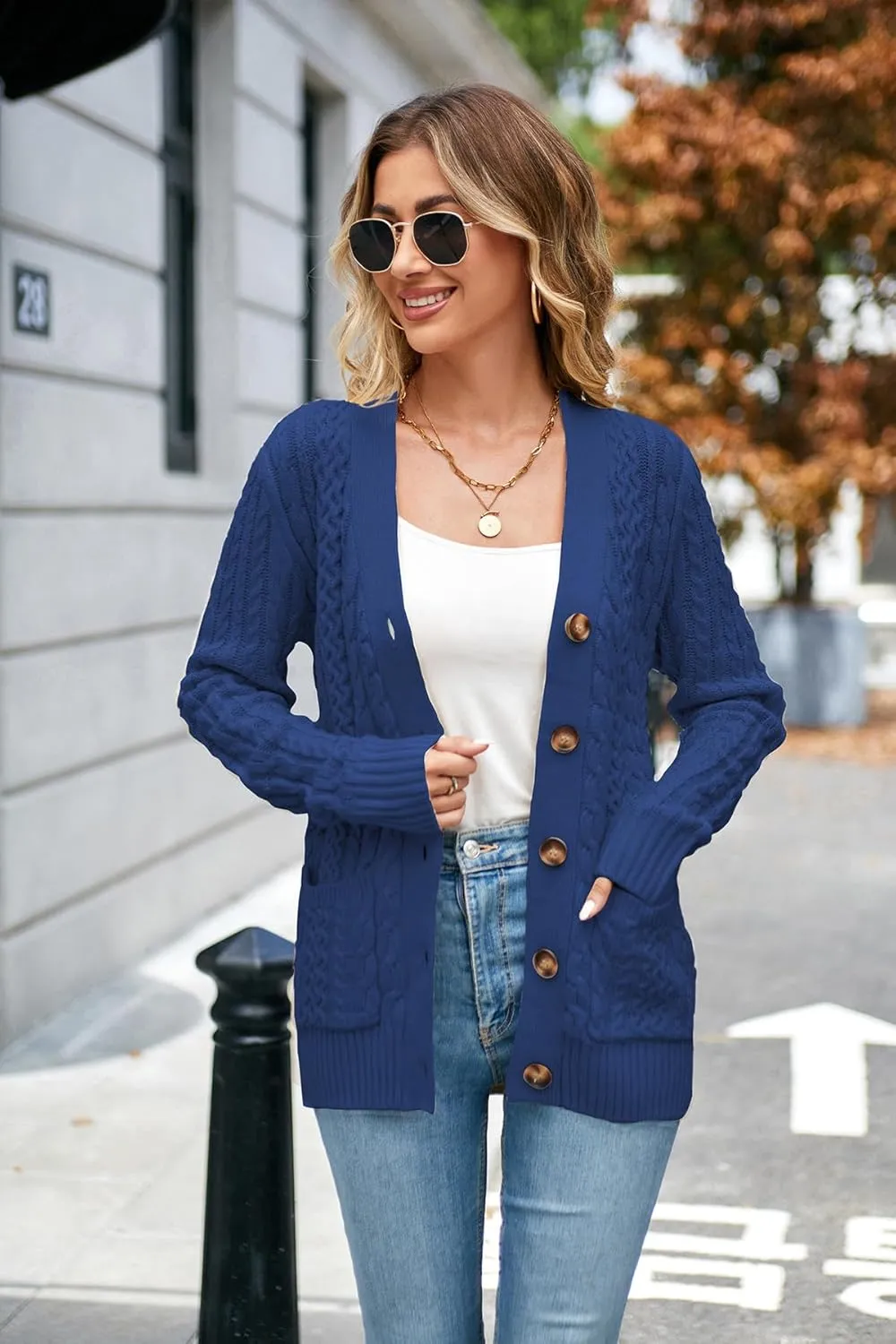Womens Cardigan Sweaters Cable Knit Sweater 2025 Fall Winter Chunky Open Front Button Down Coats with Pockets