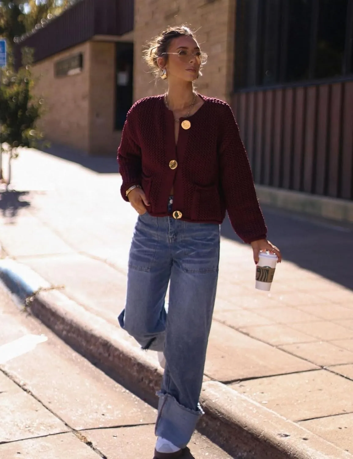 Women's Cropped Cardigan Sweaters Chunky Knit Gold Button Down Long Sleeve Open Front Cardigan with Pockets